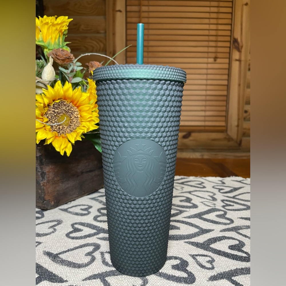 STARBUCKS 2022 Winter Matte Dark Studded 24oz Tumbler